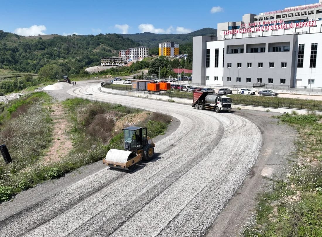 200 Bin M2 Emisyon Kaplama Asfalt Çalışmalarında İlk Etap Başladı