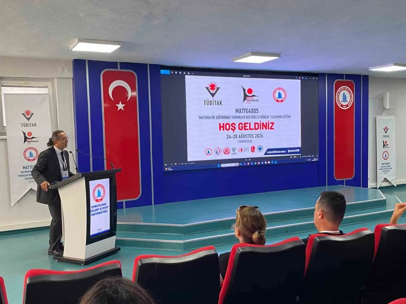 ZONGULDAK BÜLENT ECEVİT ÜNİVERSİTESİNDE (BEUN), TÜBİTAK 4005 YENİLİKÇİ EĞİTİM UYGULAMALARI DESTEKLEME PROGRAMI KAPSAMINDA DESTEKLENEN "MATEMATİK EĞİTİMİNDE TEKNOLOJİ DESTEKLİ ETKİNLİK TASARIMI EĞİTİMİ" PROJESİ BAŞLADI.