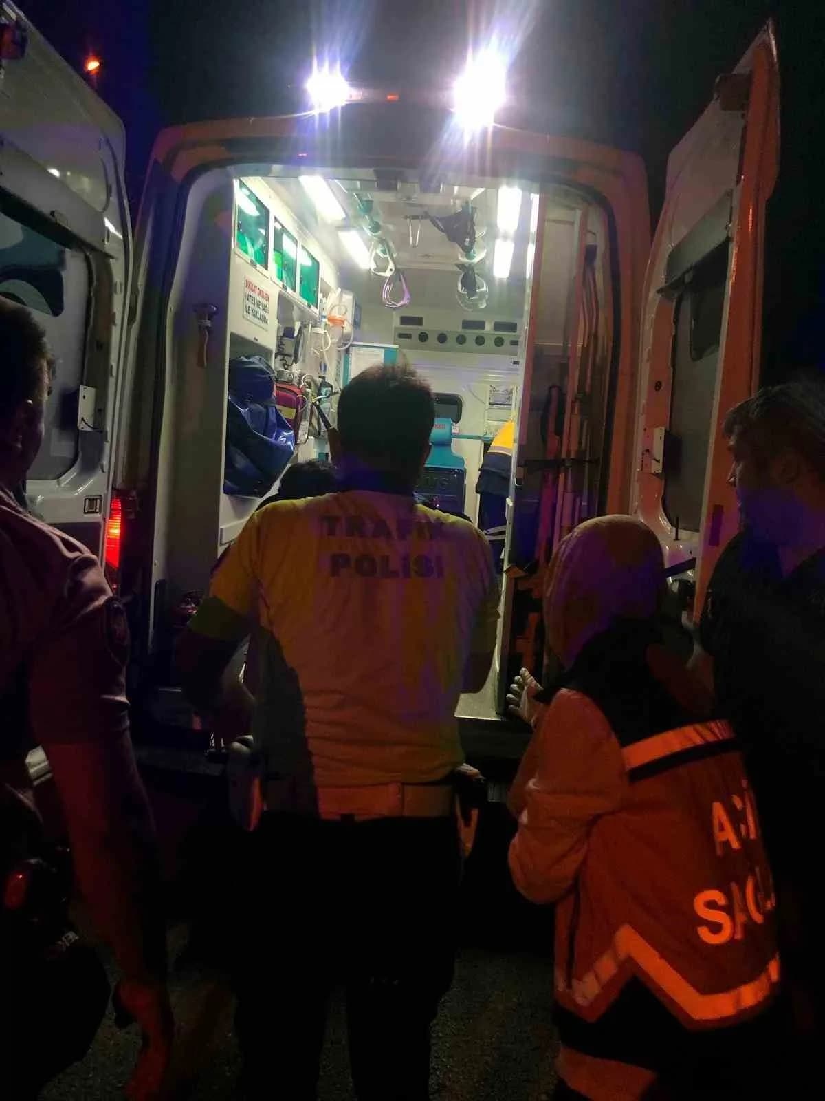 ZONGULDAK'IN ALAPLI İLÇESİNDE ELEKTRİKLİ BİSİKLETTEN DÜŞEN 15 YAŞINDAKİ ÇOCUK YARALANDI.