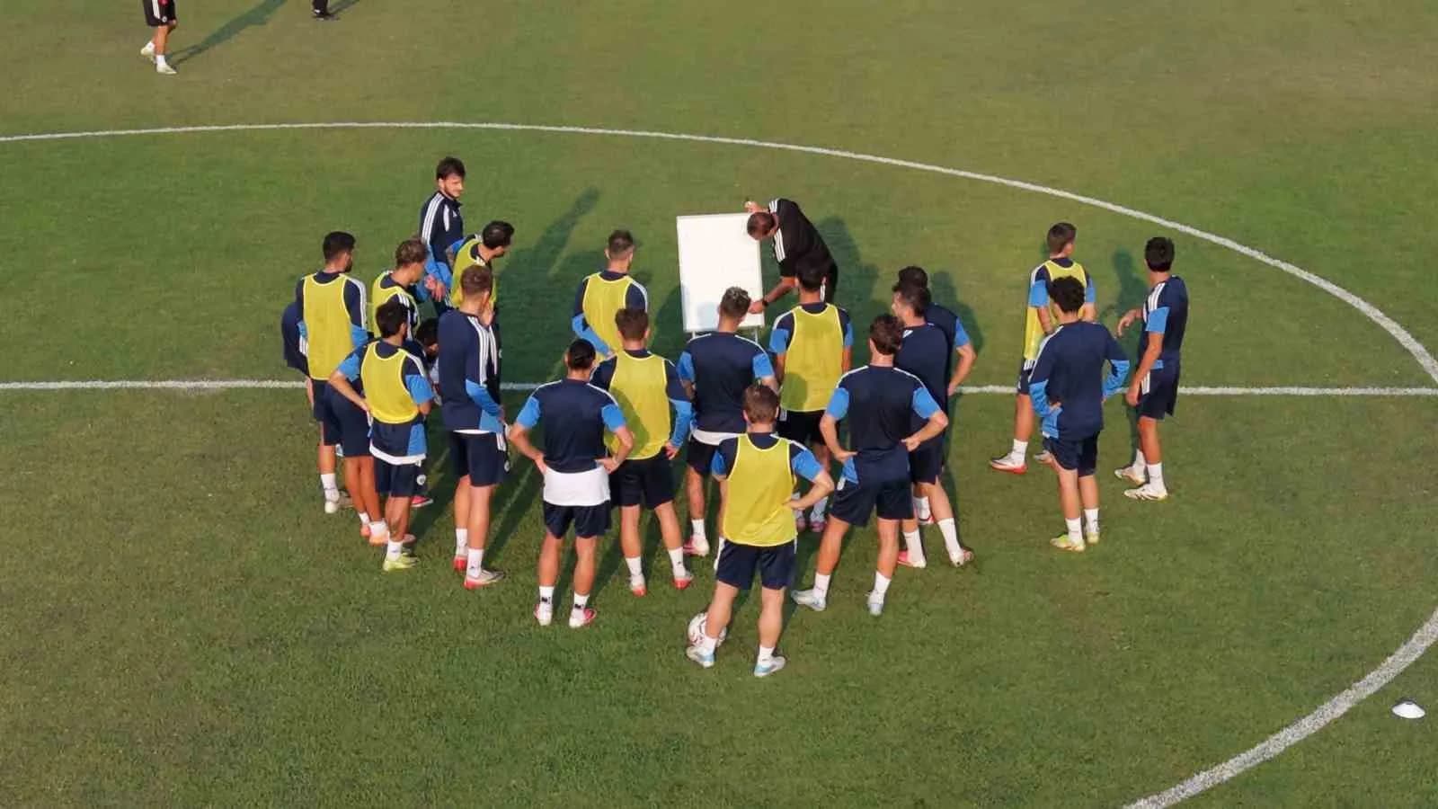 ERCİYES 38 FUTBOL SPOR KULÜBÜ’NDE YENİ SEZONDA FUTBOLCULARIN GİYECEĞİ FORMA NUMARALARI BELLİ OLDU.