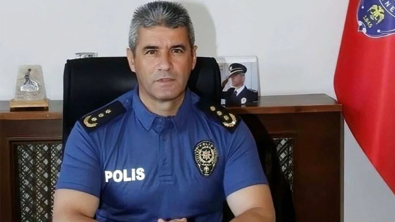 EMNİYET GENEL MÜDÜRLÜĞÜ TARAFINDAN GERÇEKLEŞTİRİLEN DEĞERLENDİRME VE ATAMALAR KAPSAMINDA, KARADENİZ EREĞLİ İLÇE EMNİYET MÜDÜRÜ HASAN ÜNLÜ, 1. SINIF EMNİYET MÜDÜRÜ RÜTBESİNE YÜKSELDİ.