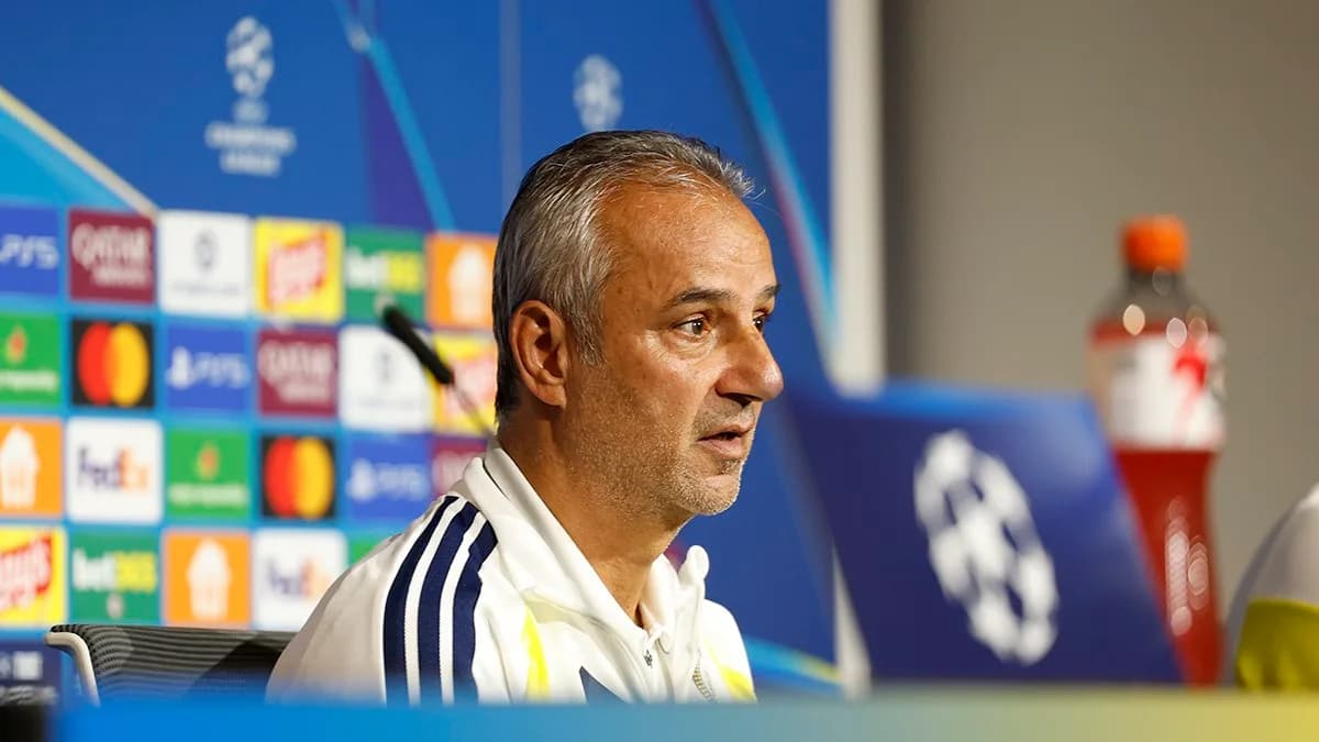 FENERBAHÇE TEKNİK DİREKTÖRÜ İSMAİL KARTAL, "ŞAMPİYONLAR LİGİ’NE KALMAK İÇİN ELİMİZDEN GELENİ YAPACAĞIZ. YARIN BU BİLİNÇLE SAHAYA ÇIKACAĞIZ. SON YILLARDA FENERBAHÇEMİZİN AVRUPA KUPALARINDA YÜKSELİŞİ VAR. YARINKİ MAÇLA BERABER BU YÜKSELİŞİ ŞAMPİYONLAR LİGİ’NE TAŞIMAK İSTİYORUZ" DEDİ.