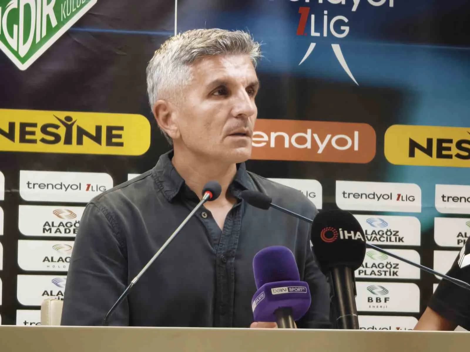 IĞDIR FK TEKNİK DİREKTÖRÜ KENAN KOÇAK, KAYSERİSPOR MÜSABAKASININ ARDINDAN, "BU TÜR MAÇLAR ACI ÇÜNKÜ MAĞLUBİYETİ HAK EDEN TAKIM DEĞİLDİK. AMA YAPACAK BİR ŞEY YOK. BUNLAR ACI AMA GELİŞİMİMİZ İÇİN ÖNEMLİ DERSLER ÇIKARIP ÖNÜMÜZDEKİ MAÇLARA BAKACAĞIZ" DEDİ.