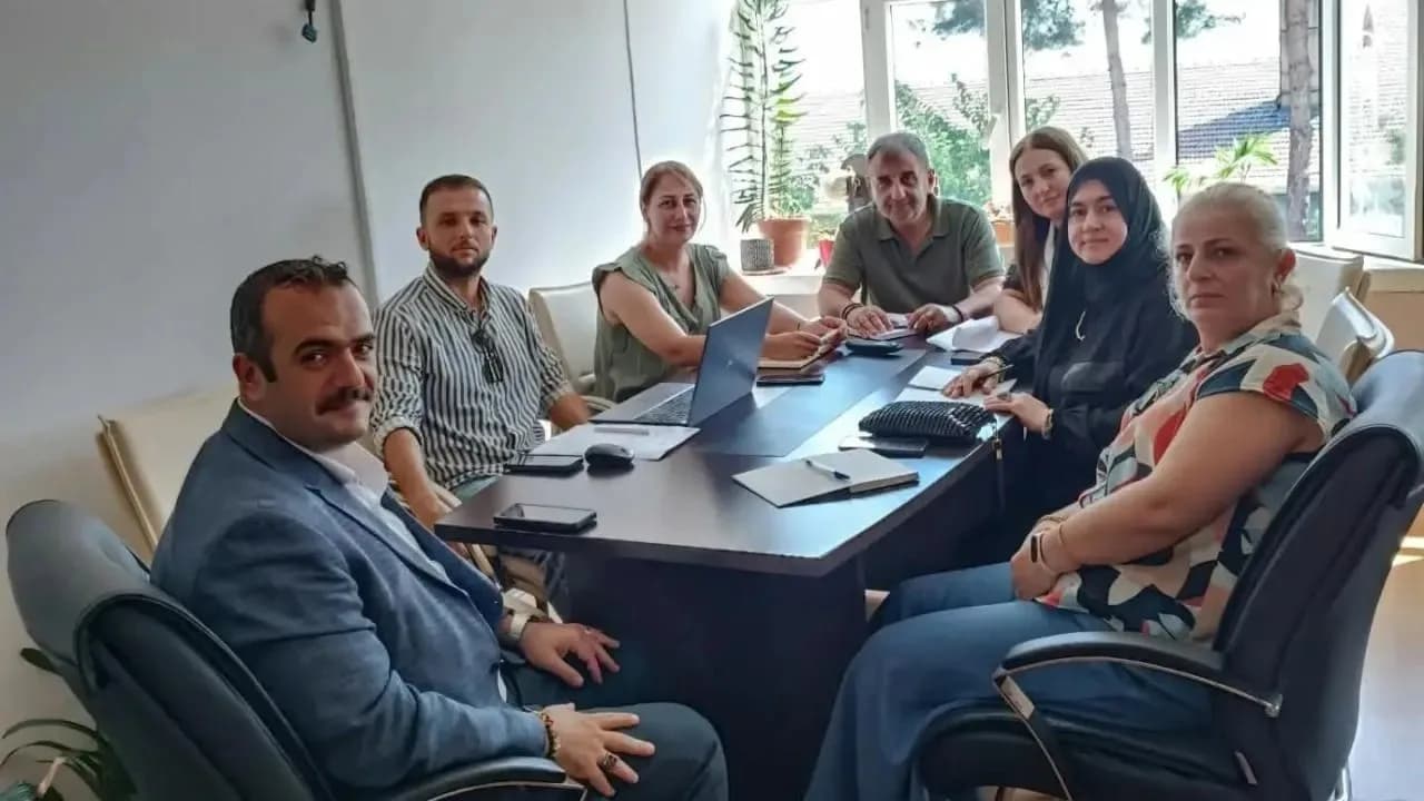 SİNOP AİLE VE SOSYAL HİZMETLER İL MÜDÜRLÜĞÜ KOORDİNESİNDE, KADININ GÜÇLENMESİ İL EYLEM PLANI KAPSAMINDA DEĞERLENDİRME TOPLANTISI DÜZENLENDİ.