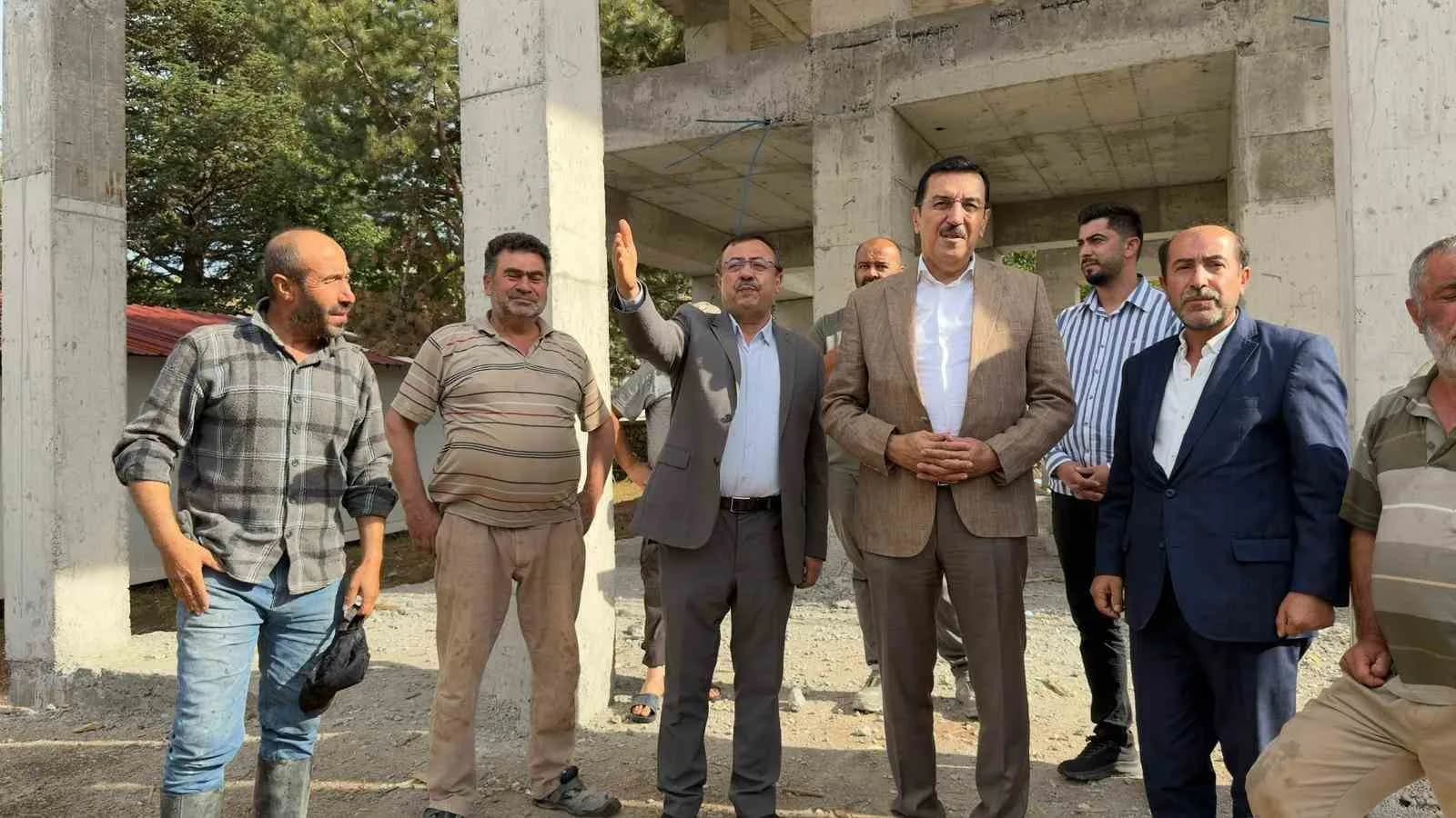 AK PARTİ MALATYA MİLLETVEKİLİ BÜLENT TÜFENKCİ, DOĞANŞEHİR İLÇESİNE BAĞLI ERKENEK MAHALLESİ'NDE ÇEŞİTLİ ZİYARETLERDE BULUNDU.