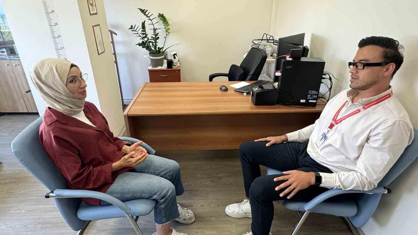 ZONGULDAK’TA GELİŞTİRİLEN VE HASTALARIN MİKRO YÜZ İFADELERİNİ AKILLI GÖZLÜKLE ANALİZ EDEREK DEPRESYON TEŞHİSİNDE HEKİMLERE YAPAY ZEKA DESTEĞİ SUNAN SİSTEM, TÜRKPATENT TARAFINDAN FAYDALI MODEL OLARAK TESCİLLENDİ.