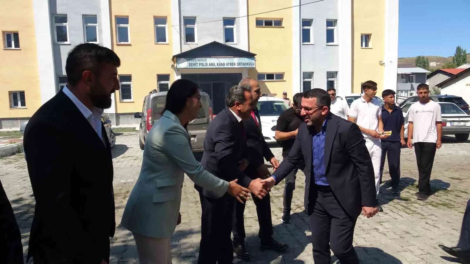 AK PARTİ SUSUZ’DA DANIŞMA MECLİSİ COŞKUSU: İLÇEYE YAPILAN YATIRIMLAR MASAYA YATIRILDI(KARS-İHA)
