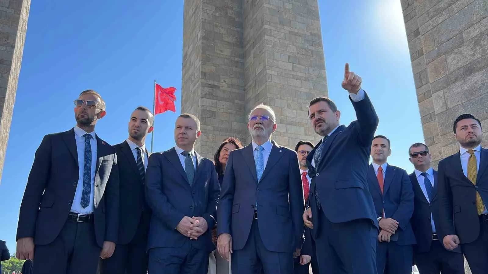 AK PARTİ GENEL BAŞKANVEKİLİ MUSTAFA ELİTAŞ, ÇANAKKALE SAVAŞLARININ YAŞANDIĞI TARİHİ GELİBOLU YARIMADASINDA ŞEHİTLER ABİDESİNİ ZİYARET ETTİ.