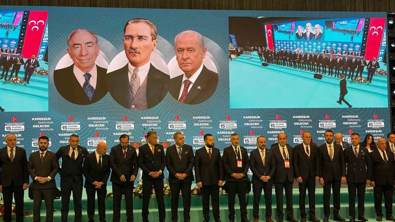 MİLLİYETÇİ HAREKET PARTİSİ'NİN (MHP) ANKARA 15. OLAĞAN İL KONGRESİ'NDE YAPILAN SEÇİMDE 643 DELEGENİN TAMAMININ OYUNU ALAN ALPARSLAN DOĞAN YENİDEN MHP ANKARA İL BAŞKANI OLDU.