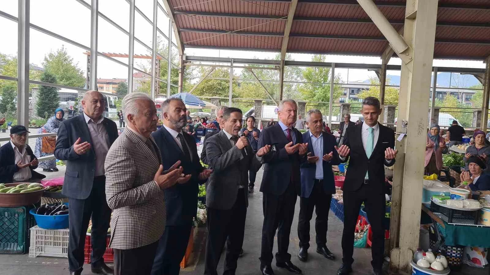 ZONGULDAK’IN ÇAYCUMA İLÇESİNDE AHİLİK HAFTASI KAPSAMINDA ESNAF ZİYARETLERİ GERÇEKLEŞTİRİLDİ.