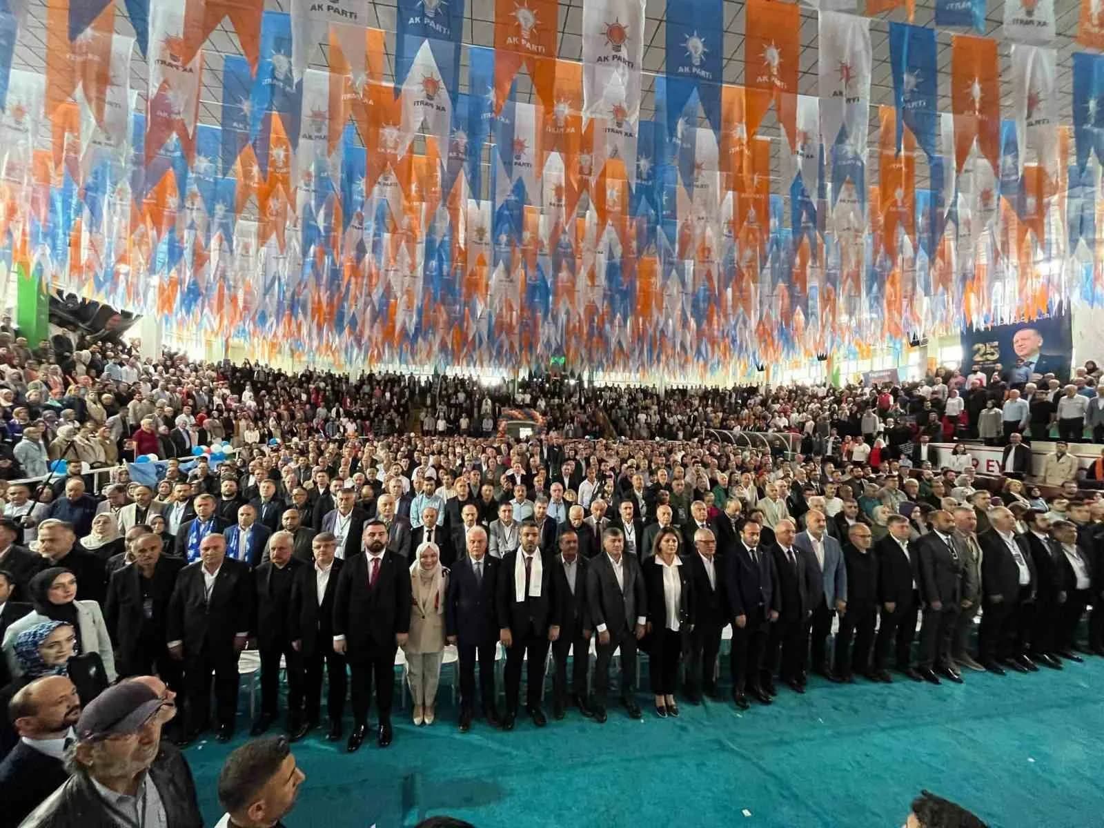 BİR SÜRE ÖNCE ATAMA YOLUYLA AK PARTİ GİRESUN İL BAŞKANLIĞI GÖREVİNE GETİRİLEN HÜSEYİN ALKAN, GÖREV SÜRECİNDEKİ İLK BÜYÜK TEŞKİLAT BULUŞMASI OLAN GENİŞLETİLMİŞ İL DANIŞMA MECLİSİ TOPLANTISI’NDA YOĞUN KATILIMLA DİKKAT ÇEKTİ.