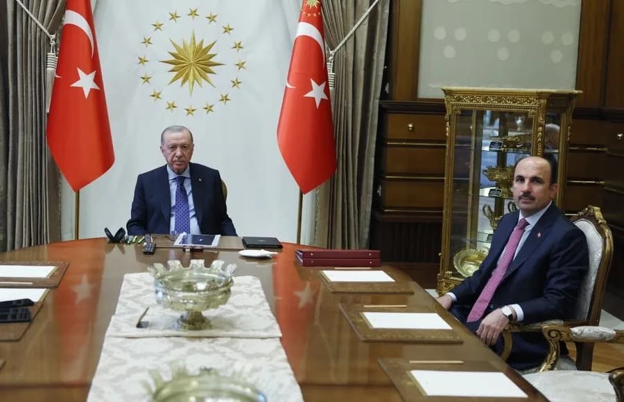 CUMHURBAŞKANI RECEP TAYYİP ERDOĞAN, DÜNYA BELEDİYELER BİRLİĞİ BAŞKANI VE KONYA BÜYÜKŞEHİR BELEDİYE BAŞKANI UĞUR İBRAHİM ALTAY'I KABUL ETTİ.