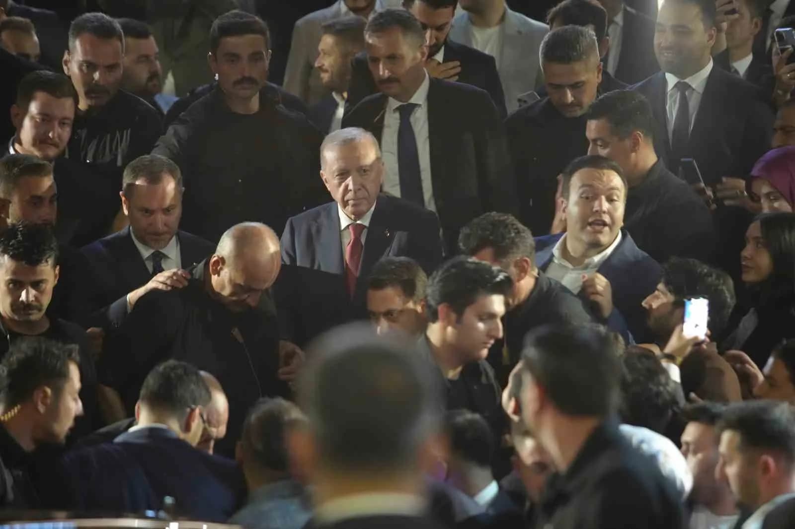 BİN 458 YATAK KAPASİTELİ, 17 MİLYAR TL MALİYETLİ SAMSUN ŞEHİR HASTANESİ’NİN AÇILIŞI İÇİN SAMSUN’A GELEN CUMHURBAŞKANI RECEP TAYYİP ERDOĞAN’IN PROGRAMI SONA ERDİ VE ERDOĞAN ANKARA’YA DOĞRU YOLA ÇIKTI.
