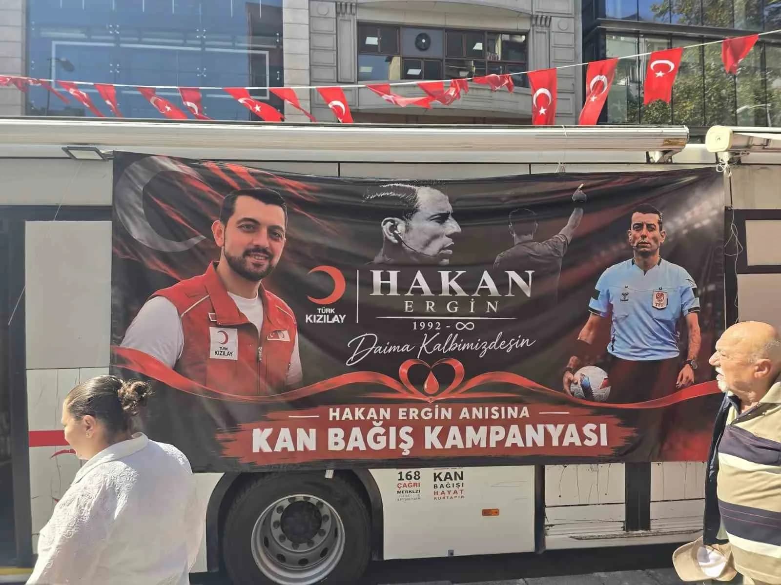 ZONGULDAK(İHA)-TÜRKİYE FAAL FUTBOL HAKEMLERİ VE GÖZLEMCİLERİ DERNEĞİ (TFFHGD) ZONGULDAK ŞUBESİ İLE TÜRK KIZILAYI İŞ BİRLİĞİYLE MERHUM FUTBOL HAKEMİ HAKAN ERGİN’İN ANISINI YAŞATMAK AMACIYLA KAN BAĞIŞI KAMPANYASI DÜZENLEDİ.