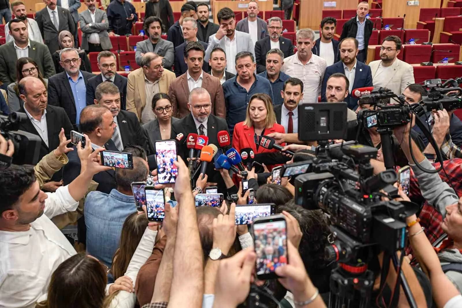 AK PARTİ GRUP BAŞKAN VEKİLİ HAKAN YILDIZ AÇIKLAMA YAPTI