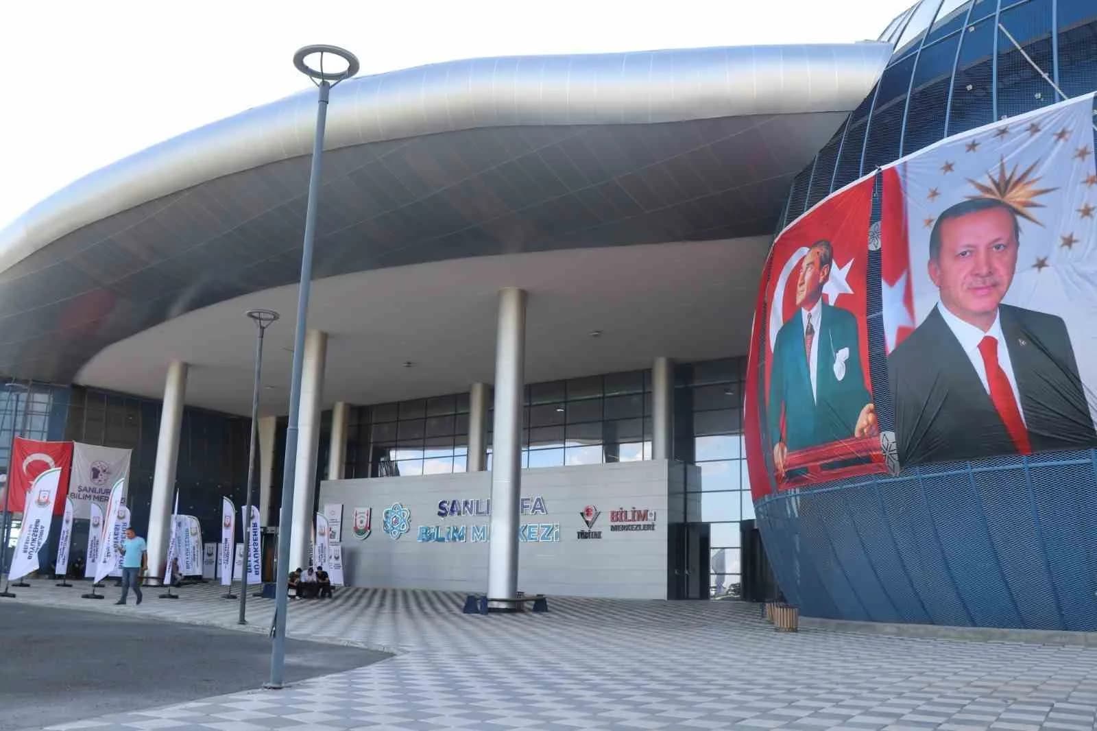 CUMHURBAŞKANI ERDOĞAN, BİLİM MERKEZİNİN AÇILIŞINI GERÇEKLEŞTİRDİ