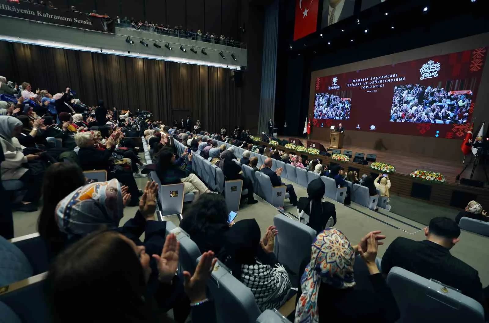 CUMHURBAŞKANI ERDOĞAN, AK PARTİ GENEL MERKEZ KADIN KOLLARI BAŞKANLIĞINCA AK PARTİ KONGRE MERKEZİ'NDE DÜZENLENEN İSTANBUL İL KADIN KOLLARI MAHALLE BAŞKANLARI İSTİŞARE VE DEĞERLENDİRME TOPLANTISI'NA KATILDI.
