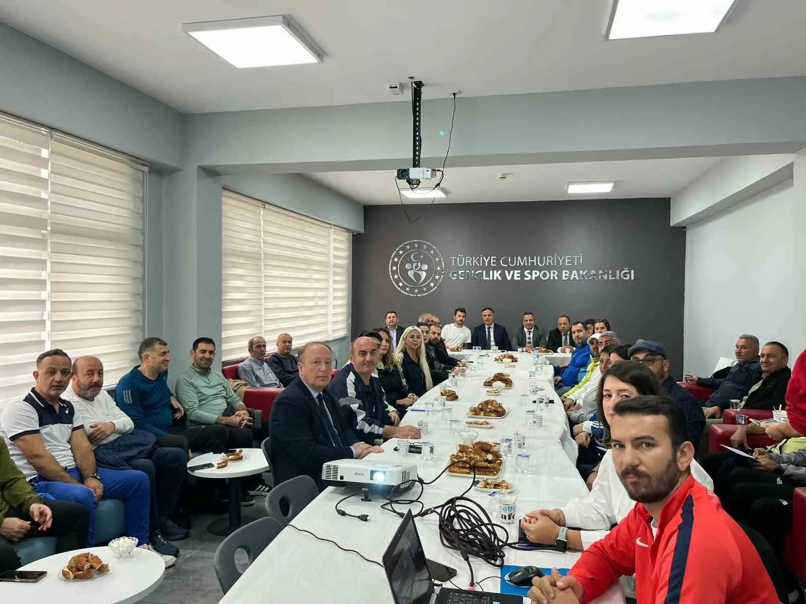 DEVREK GENÇLİK VE SPPOR MÜDÜRLÜĞÜ YENİ SEZONA HAZIR