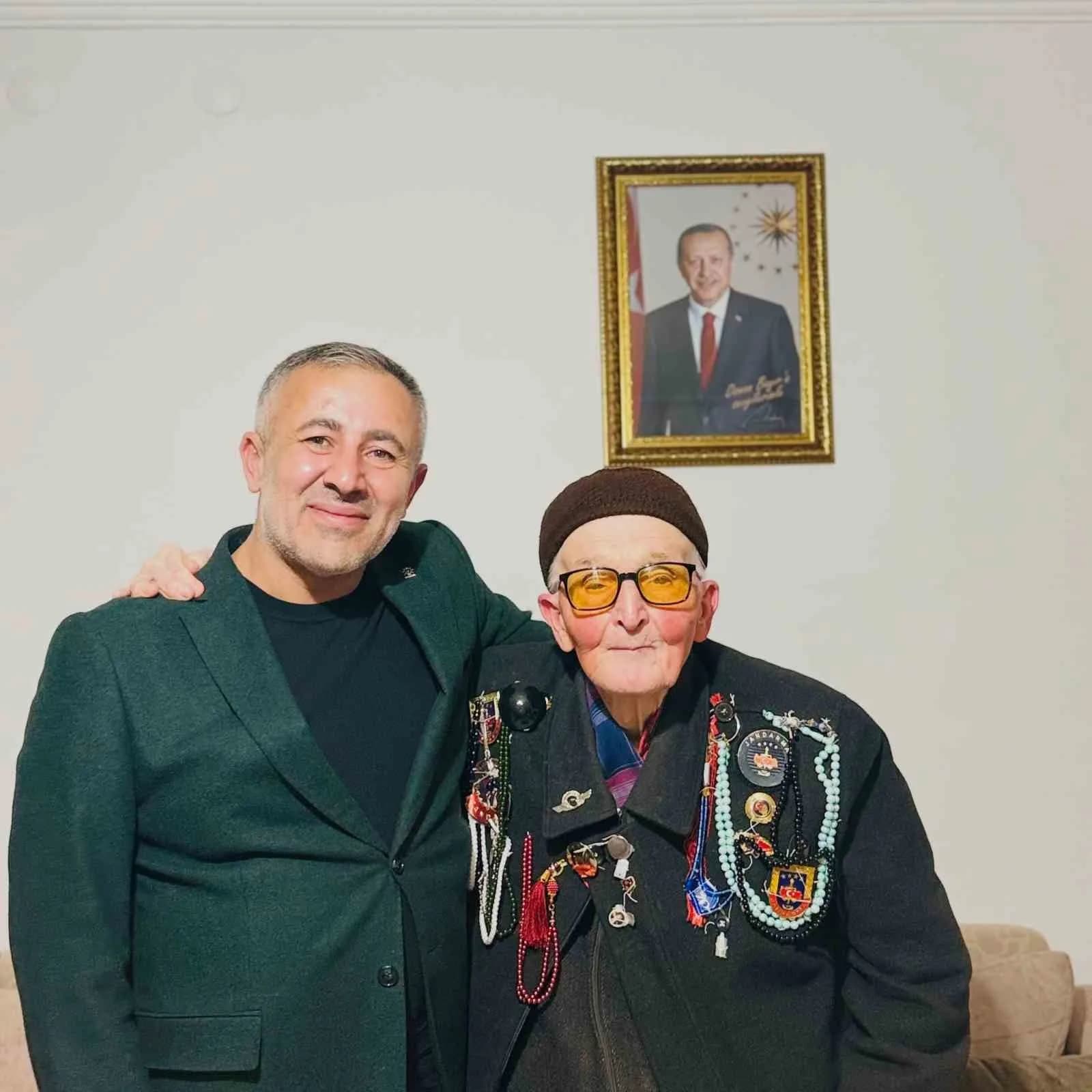 İL BAŞKANI YILDIRIM, ŞEHİT BABASI BAYIR İLE BİR ARAYA GELDİ