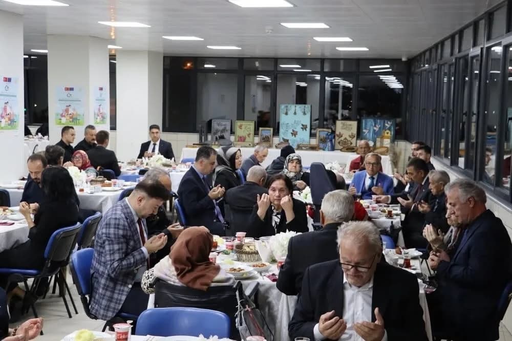 ZONGULDAK’TA DÜNYA YAŞLILAR GÜNÜ’NDE ANLAMLI BULUŞMA