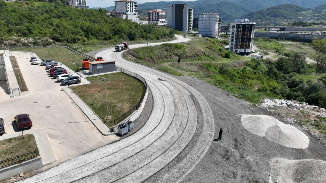 200 Bin M2 Emisyon Kaplama Asfalt Çalışmalarında İlk Etap Başladı