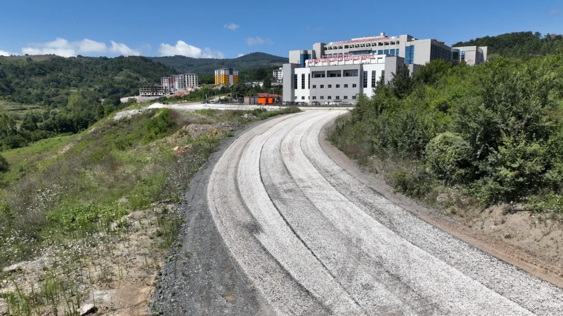 200 Bin M2 Emisyon Kaplama Asfalt Çalışmalarında İlk Etap Başladı