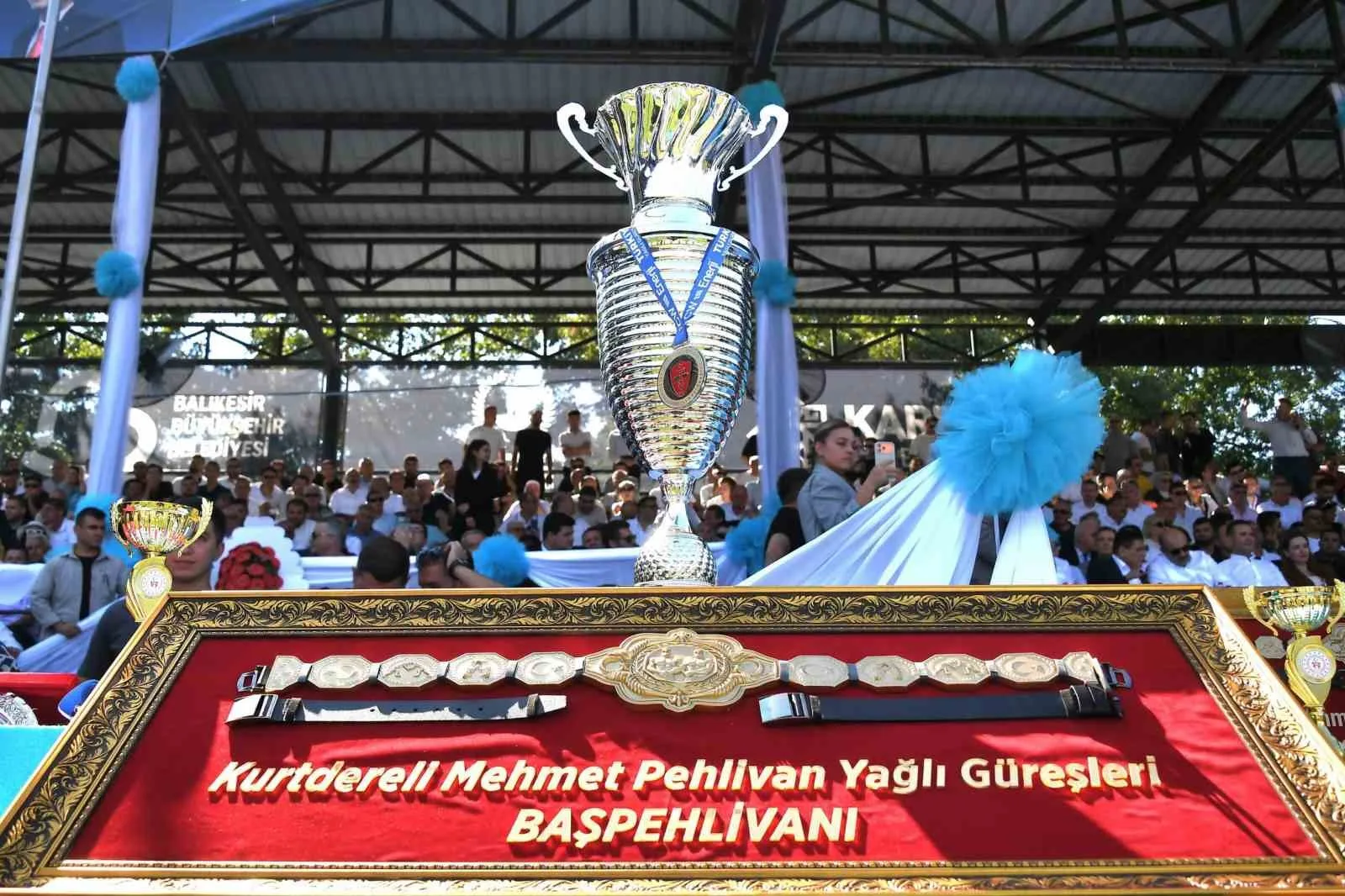 66. GELENEKSEL KURTDERELİ MEHMET PEHLİVAN YAĞLI GÜREŞLERİNDE ALTIN KEMER MUSTAFA TAŞ’IN OLDU