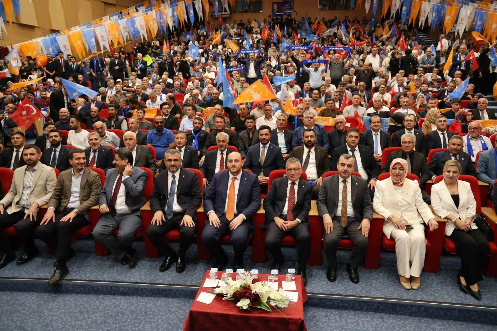 AK PARTİ SİVAS İL BAŞKANLIĞI, MAHALLE VE KÖY BAŞKANLARI İSTİŞARE PROGRAMI DÜZENLEDİ.