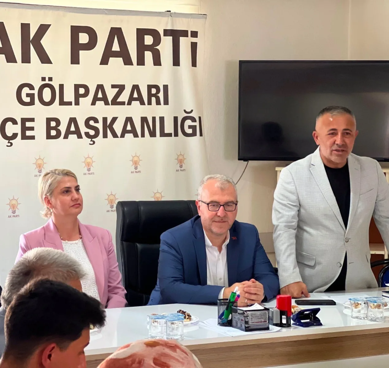 AK PARTİ GÖLPAZARI’NDA DANIŞMA TOPLANTISI GERÇEKLEŞTİRİLDİ