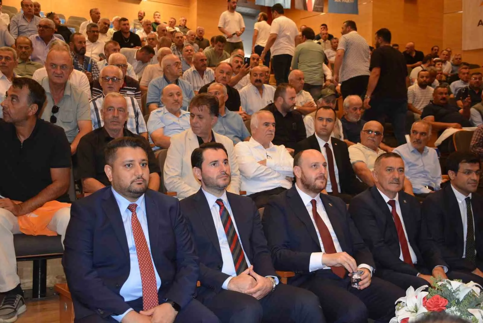 AK PARTİ GENEL BAŞKAN YARDIMCISI VE TEŞKİLAT BAŞKANI YALOVA MİLLETVEKİLİ AHMET BÜYÜKGÜMÜŞ, SİNOP’TA PARTİ TEŞKİLATIYLA BİR ARAYA GELDİ.