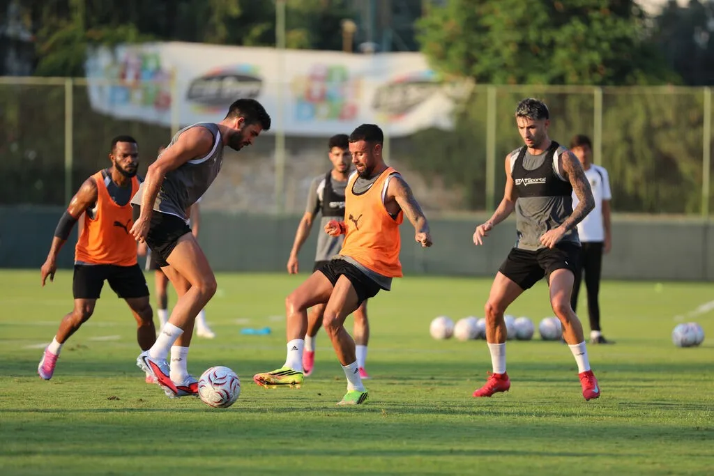 TRENDYOL SÜPER LİG’İN 3. HAFTASINDA DEPLASMANDA EYÜPSPOR İLE KARŞILAŞACAK CORENDON ALANYASPOR, MAÇIN HAZIRLIKLARINA BAŞLADI.