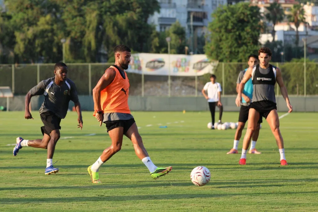 TRENDYOL SÜPER LİG’İN 3. HAFTASINDA DEPLASMANDA EYÜPSPOR İLE KARŞILAŞACAK CORENDON ALANYASPOR, MAÇIN HAZIRLIKLARINA BAŞLADI.