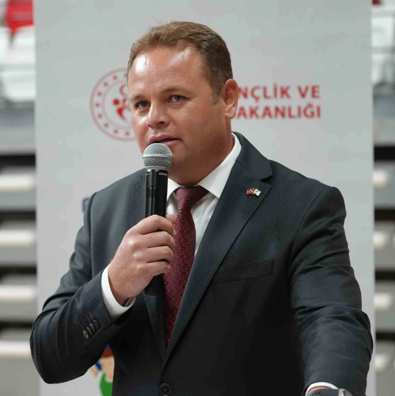 GENÇLİK VE SPOR İL MÜDÜRÜ HAMZA GÜNEŞ