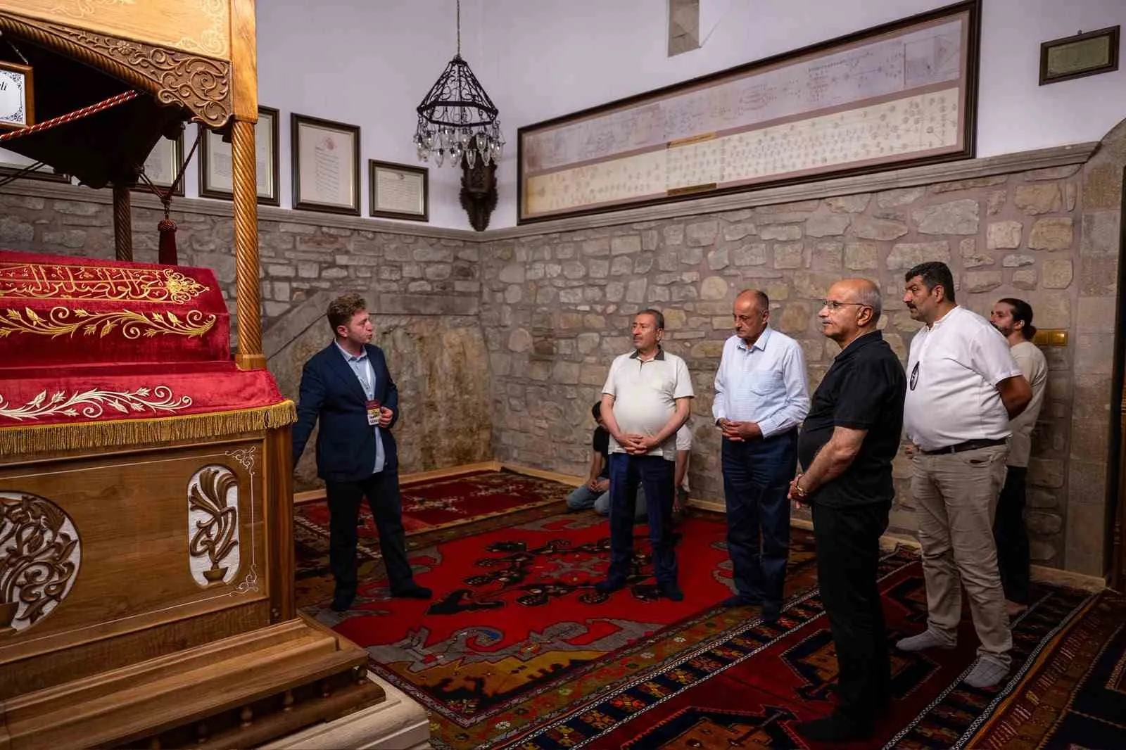 BAŞKAN ER, ULAŞIM VE TURİZM VİZYONU İÇİN SAHADA İNCELEMELERDE BULUNDU