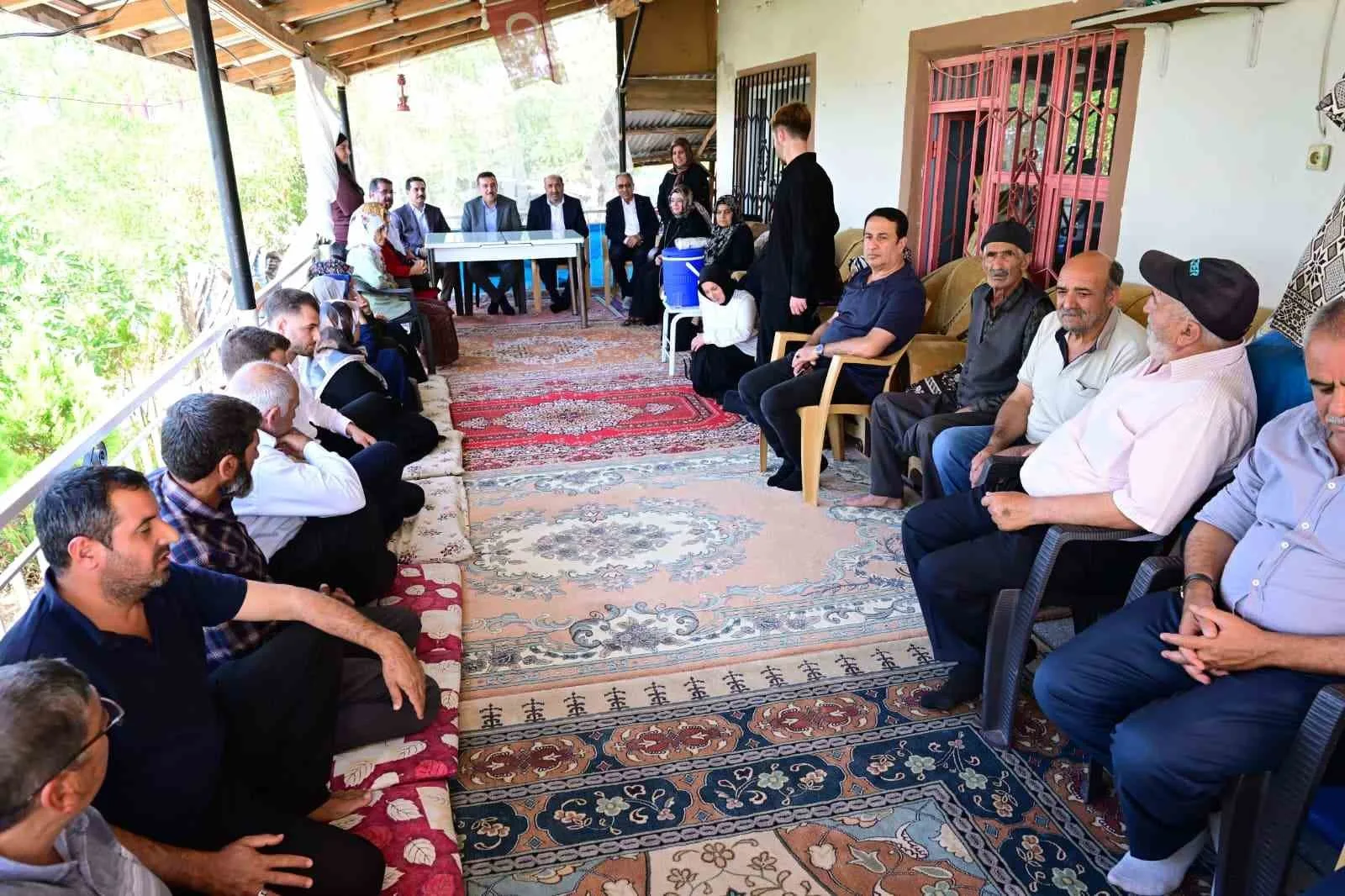 BAŞKAN TAŞKIN’DAN MİLLETVEKİLİ TÜFENKÇİ İLE MAHALLE ZİYARETİ