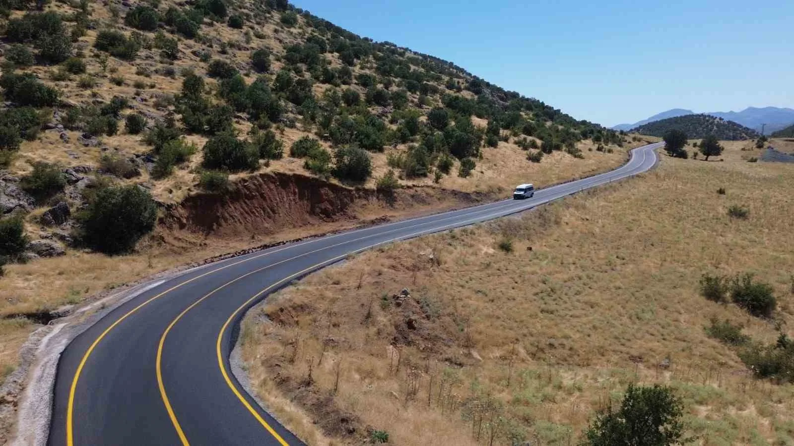 BAYKAN’DA YOL VE ULAŞIM ALTYAPISI GÜÇLENDİRİLİYOR