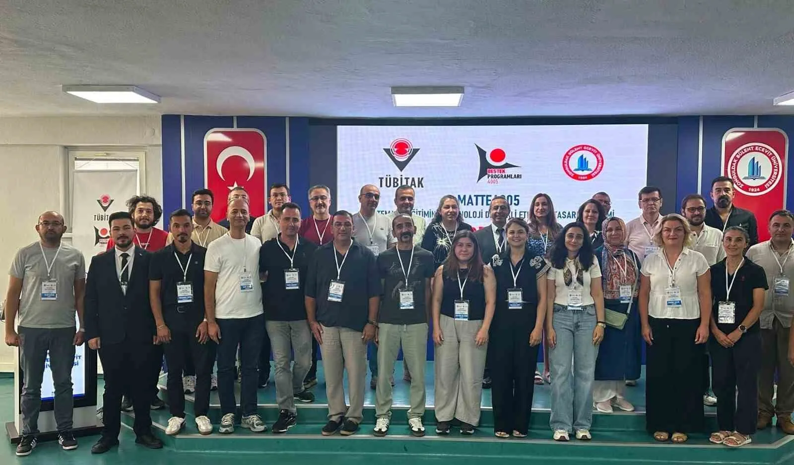 ZONGULDAK BÜLENT ECEVİT ÜNİVERSİTESİNDE (BEUN), TÜBİTAK 4005 YENİLİKÇİ EĞİTİM UYGULAMALARI DESTEKLEME PROGRAMI KAPSAMINDA DESTEKLENEN "MATEMATİK EĞİTİMİNDE TEKNOLOJİ DESTEKLİ ETKİNLİK TASARIMI EĞİTİMİ" PROJESİ BAŞLADI.