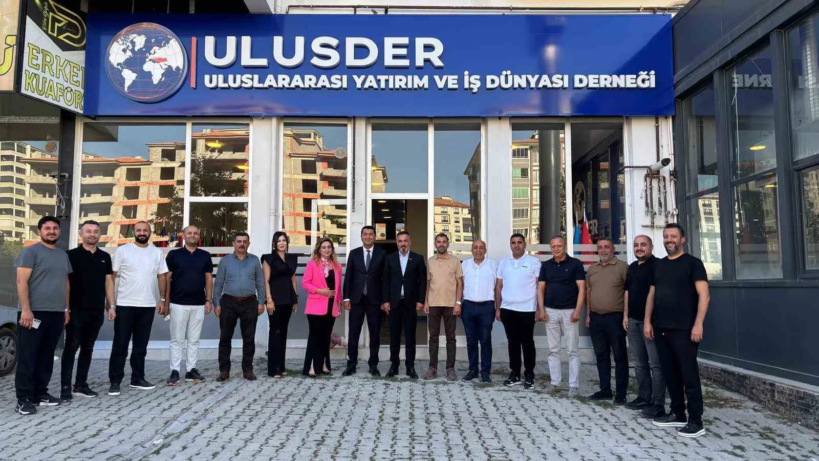 BOYRAZ’DAN ULUSDER’E ZİYARET: "MALATYA’NIN KAYBEDECEK ZAMANI YOK"