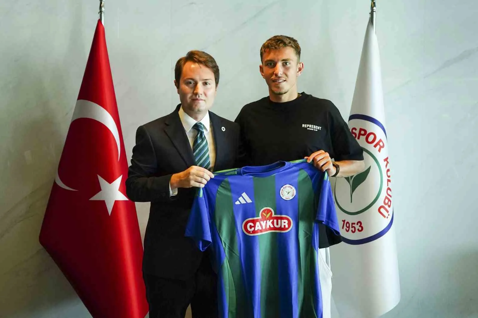 TRENDYOL SÜPER LİG EKİBİ ÇAYKUR RİZESPOR, ROMANYA’NIN FCV FARUL TAKIMINDAN HÜCUM OYUNCUSU ALBERT IUSTİN DOİCARU’YU 5 YILLIĞINA KADROSUNA KATTI