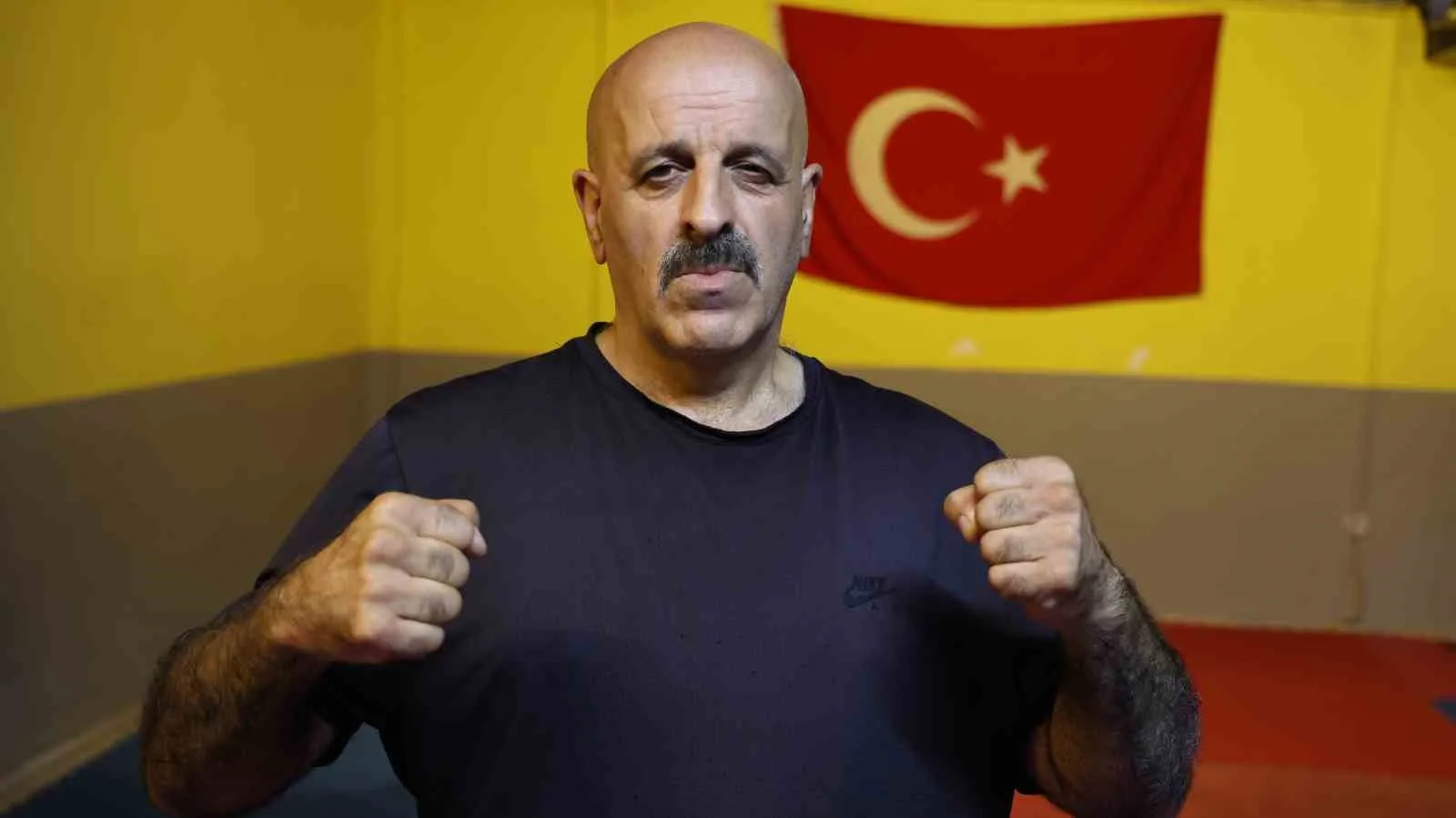 MİLLİ TAKIM ANTRENÖRÜ OSMAN ÇEVİK