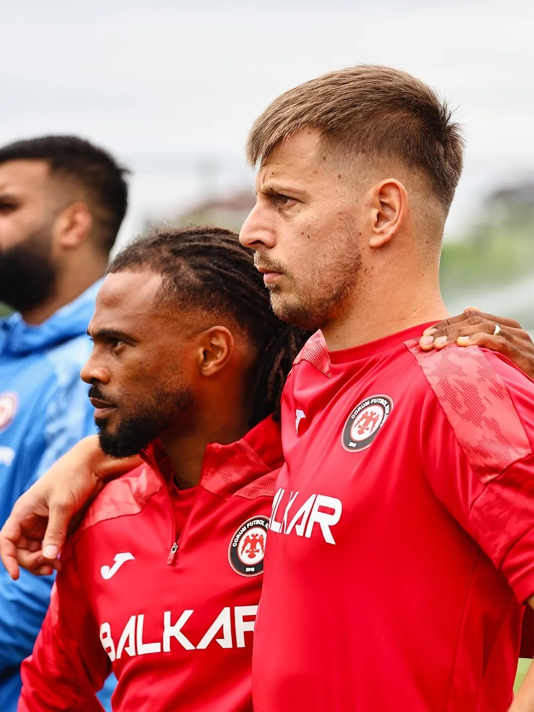 TRENDYOL SÜPER LİG'İN YENİ EKİPLERİNDEN ÇORUM FK, YARIN GALATASARAY İLE OYNACAĞI MAÇIN HAZIRLIKLARINI İSTANBUL'DA YAPTIĞI ANTRENMANLA TAMAMLADI.