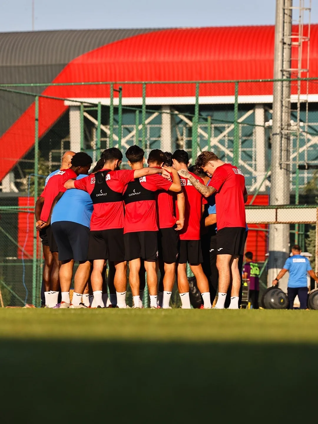 ÇORUM FK, TRENDYOL SÜPER LİG'İN 2. HAFTASINDA KONUK EDECEĞİ KASIMPAŞA MAÇI HAZIRLIKLARINI SÜRDÜRDÜ.