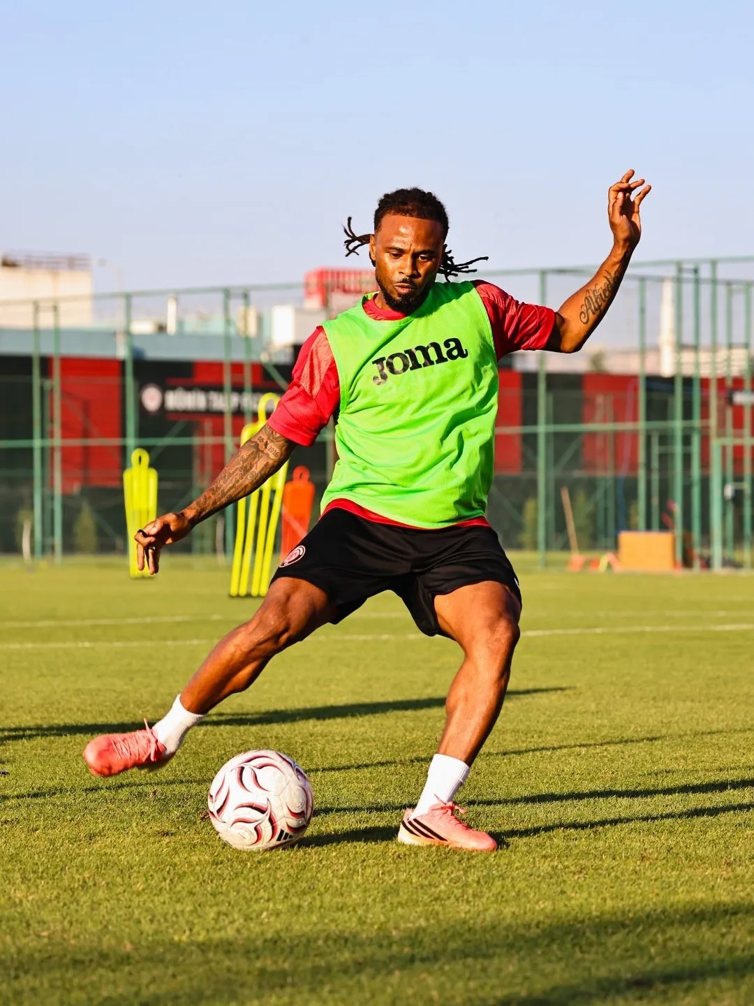 ÇORUM FK, TRENDYOL SÜPER LİG'İN 2. HAFTASINDA KONUK EDECEĞİ KASIMPAŞA MAÇI HAZIRLIKLARINI SÜRDÜRDÜ.
