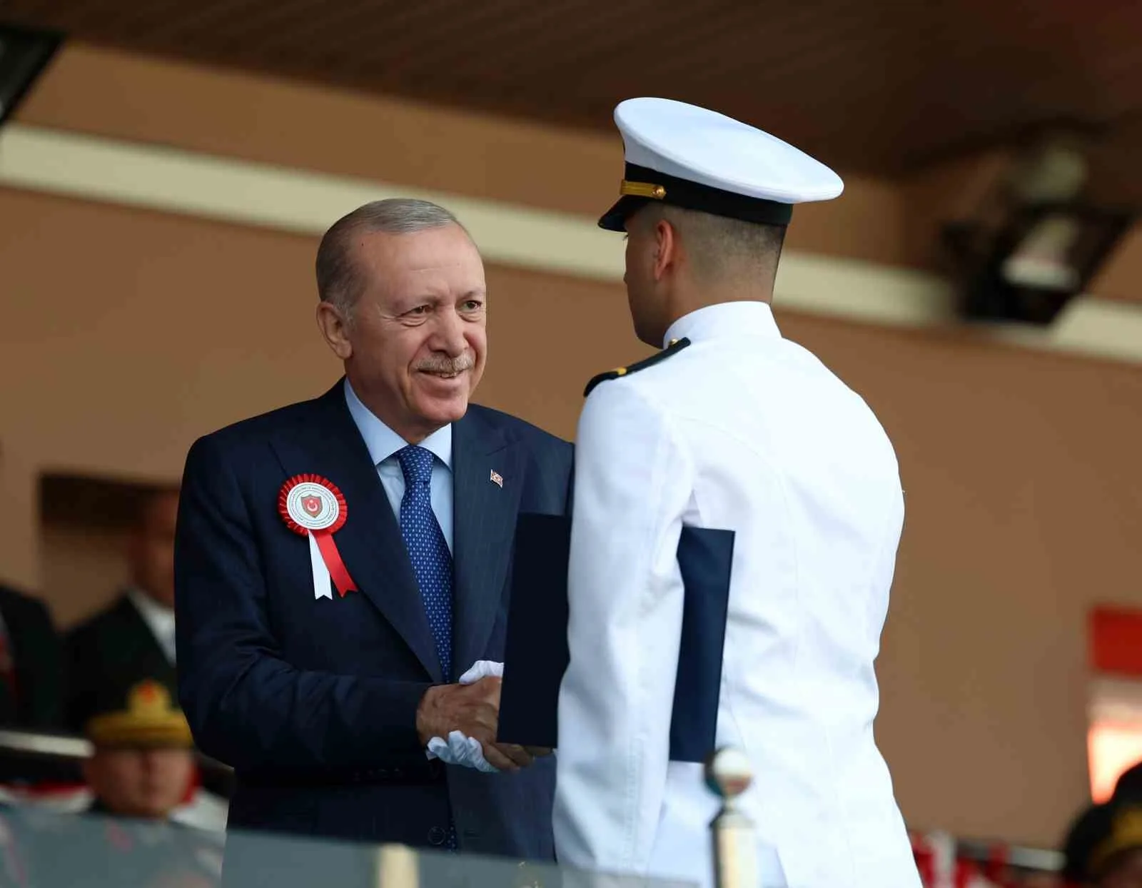 CUMHURBAŞKANI RECEP TAYYİP ERDOĞAN, ANKARA’DA MİLLİ SAVUNMA ÜNİVERSİTESİ HARP OKULLARI DİPLOMA ALMA VE SANCAK DEVİR TESLİM TÖRENİ’NE KATILDI.