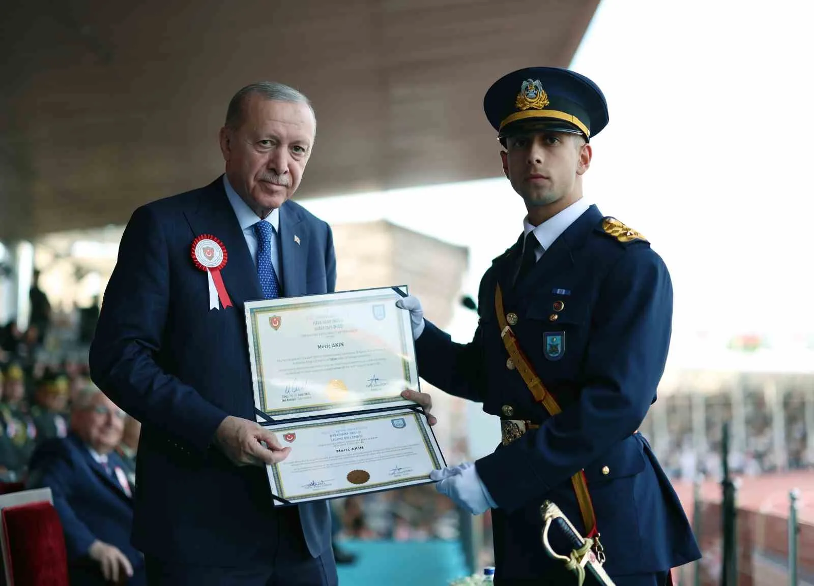 CUMHURBAŞKANI RECEP TAYYİP ERDOĞAN, ANKARA’DA MİLLİ SAVUNMA ÜNİVERSİTESİ HARP OKULLARI DİPLOMA ALMA VE SANCAK DEVİR TESLİM TÖRENİ’NE KATILDI.