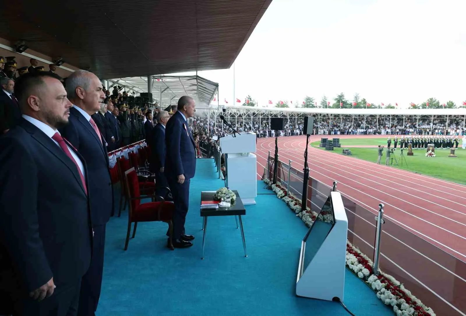 CUMHURBAŞKANI RECEP TAYYİP ERDOĞAN, ANKARA’DA MİLLİ SAVUNMA ÜNİVERSİTESİ HARP OKULLARI DİPLOMA ALMA VE SANCAK DEVİR TESLİM TÖRENİ’NE KATILDI.