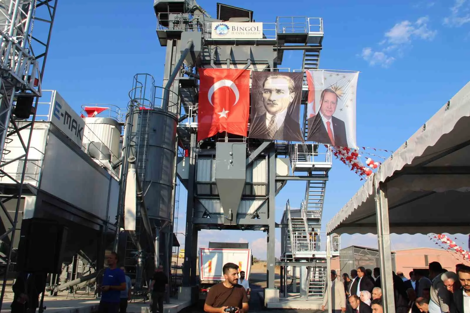 CUMHURBAŞKANI YARDIMCISI CEVDET YILMAZ, ASFALT PLENTİ AÇILIŞ PROGRAMINA KATILDI