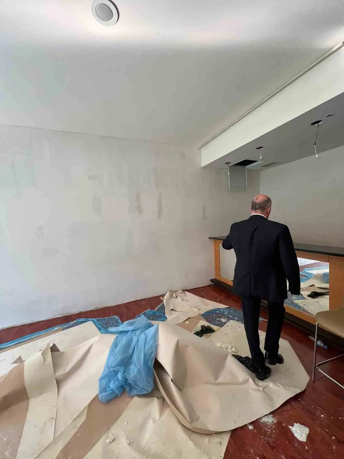 FENERBAHÇE'DE MAHKEME KARARIYLA LOCASINI GERİ KAZANAN ACUN ILICALI'NIN LOCASI, TAHRİP EDİLEREK KULLANILAMAZ HALE GETİRİLDİĞİ ÖĞRENİLDİ.