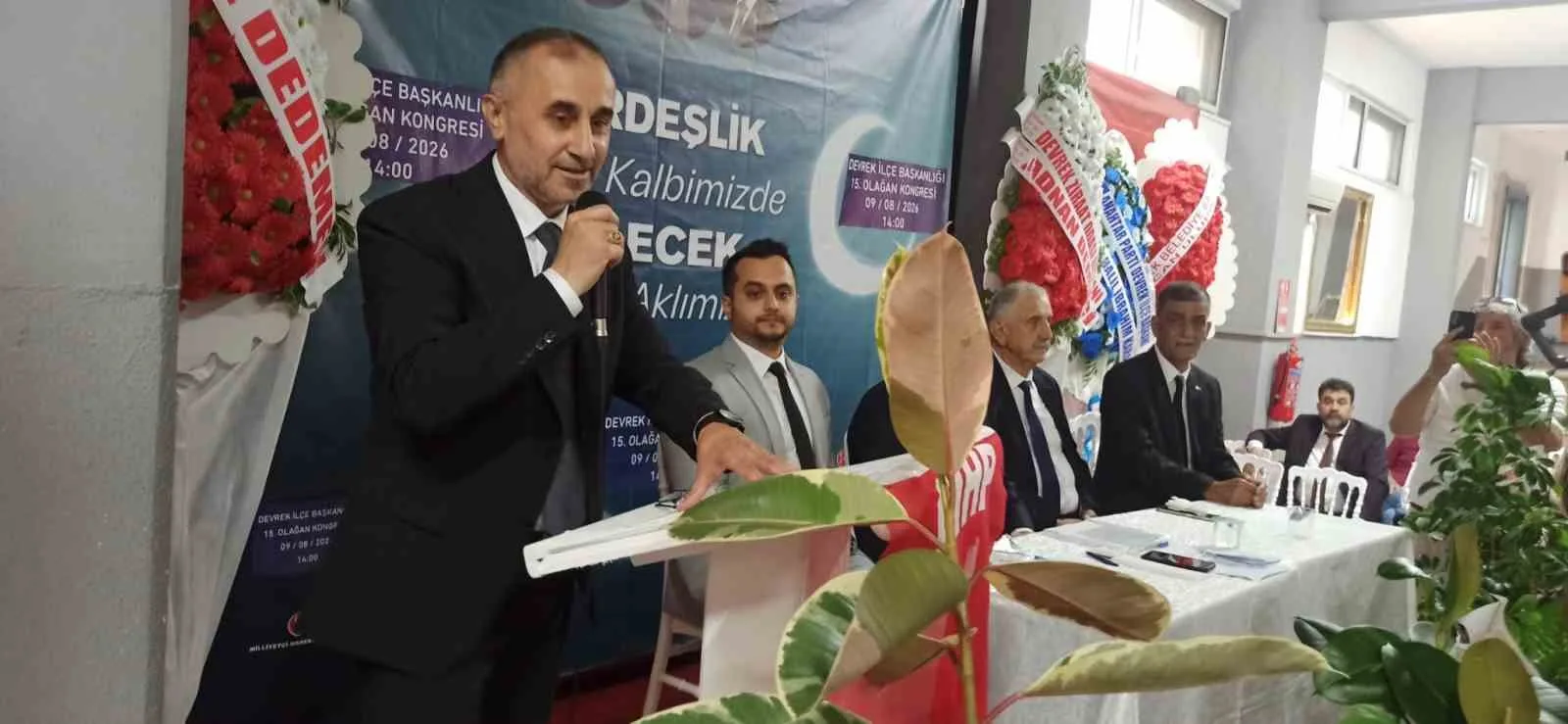 MHP'NİN YENİ İLÇE BAŞKANI EROL KAPTAN OLDU