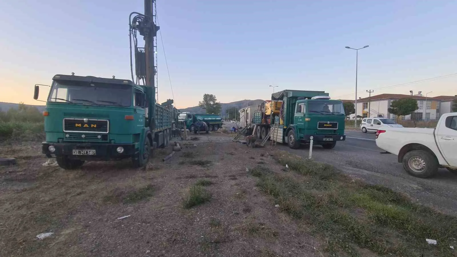 DEVLET SU İŞLERİ (DSİ) KAYSERİ SONDAJ ŞUBE MÜDÜRLÜĞÜNE BAĞLI EKİPLERİN, ZONGULDAK'IN ÇAYCUMA İLÇESİNDE YERALTI SUYU RASAT ÇALIŞMASI YÜRÜTÜYOR.